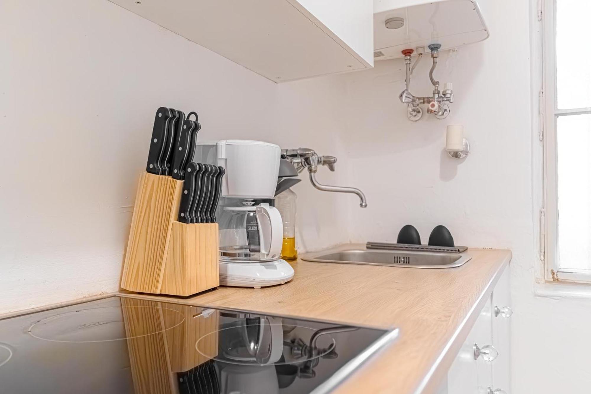 Apartment Affordable 2 Apts For 16p 4br Great For Families Wien